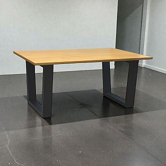 Konferenční stůl SIXTUS